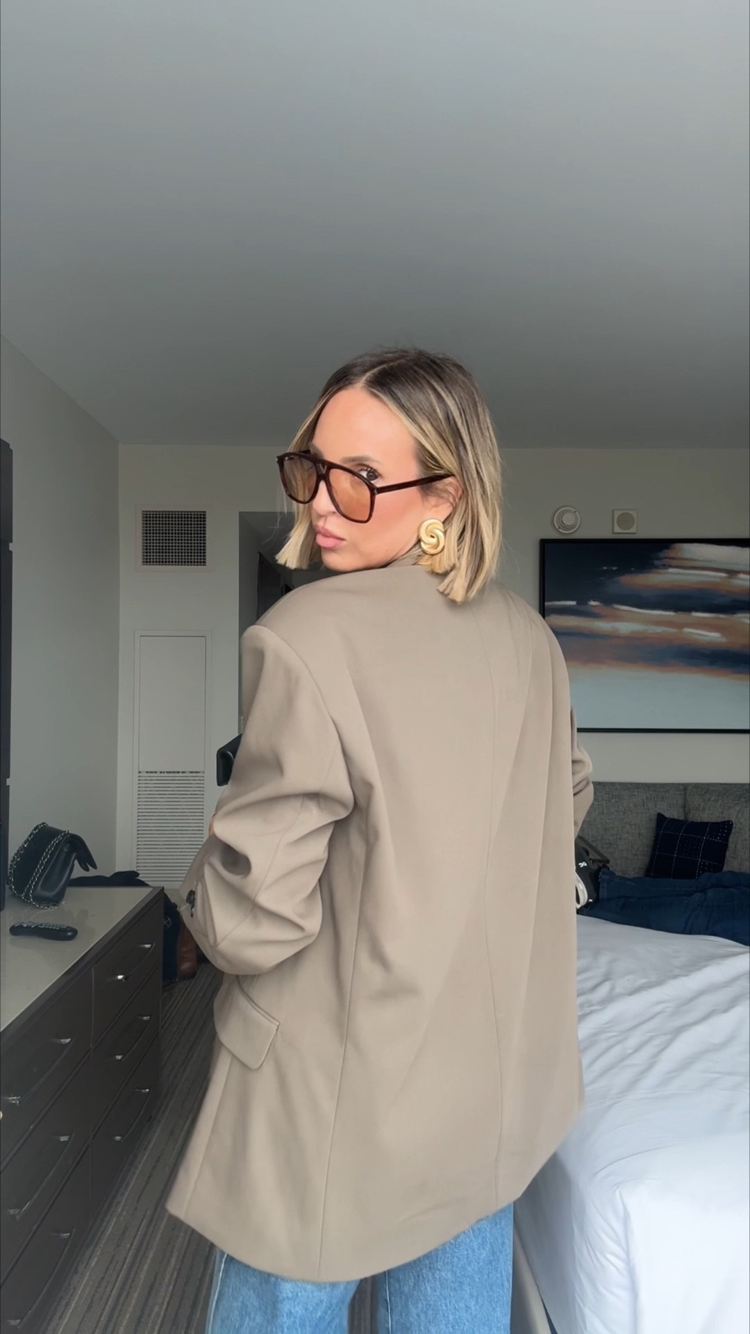 POV: my love language is a blazer and great fitting jeans

Jeans run tts. Wearing a small in the tee

#LTKTall #LTKWorkwear #LTKTravel