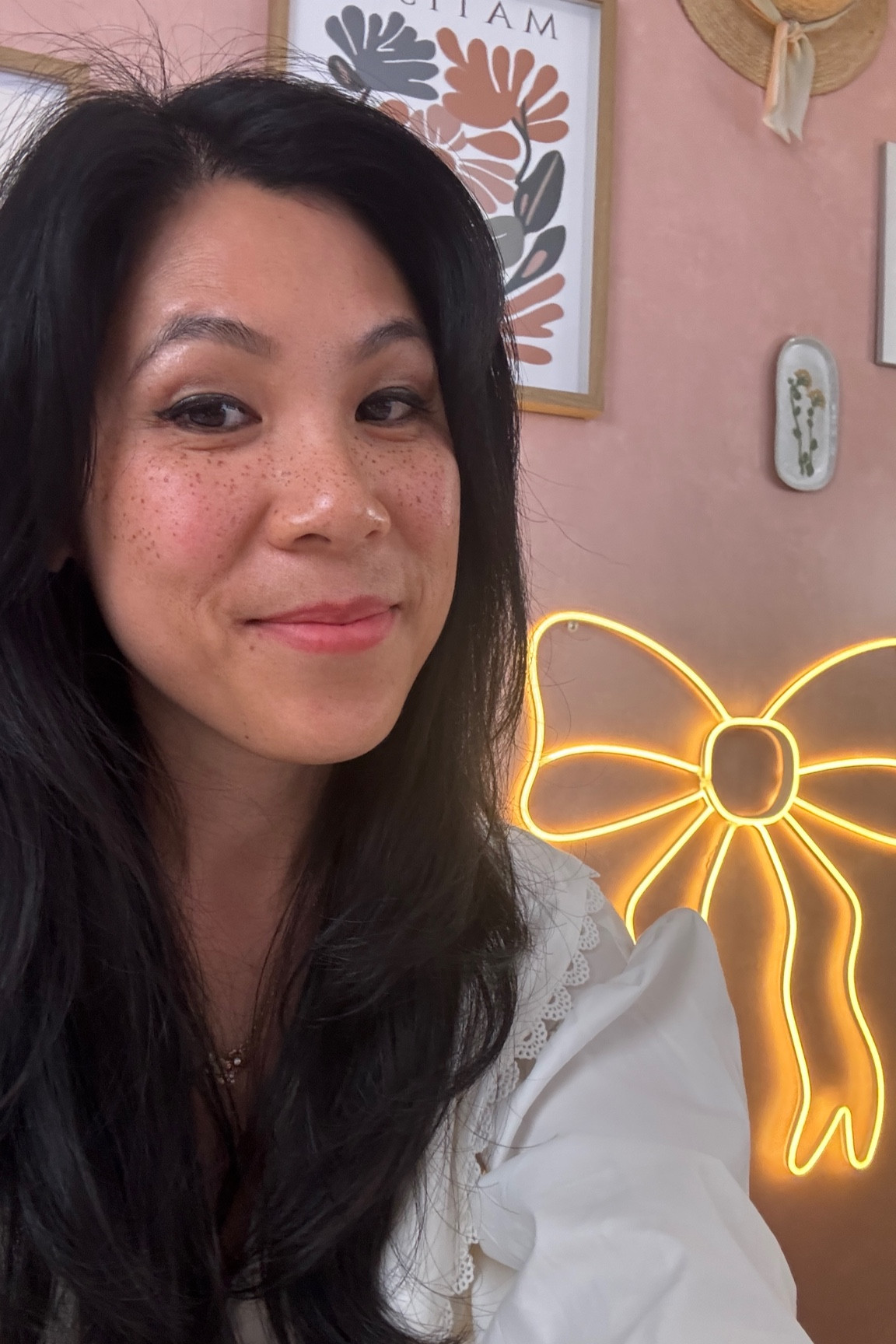 Cutest LED bow wall decor 

#LTKSeasonal #LTKFamily #LTKHome