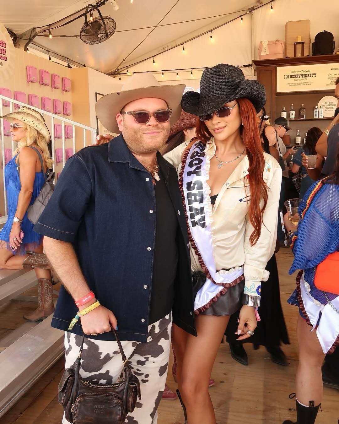 went to stagecoach and did NOT wear a red hat (if you know what I mean)!!! tysm for the perfect first day @beis

#LTKStyleTip #LTKFestival