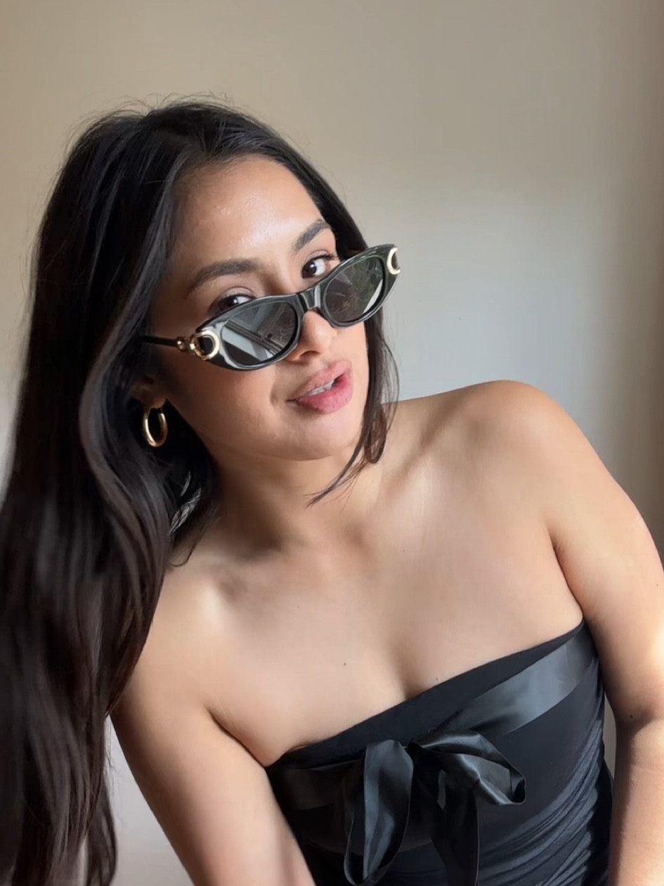 Black sunglasses with gold frame

#LTKstyletip #LTKSeasonal #LTKFestival