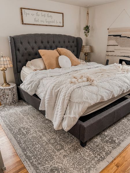 Cozy bedroom 



#LTKhome #LTKstyletip #LTKfindsunder100