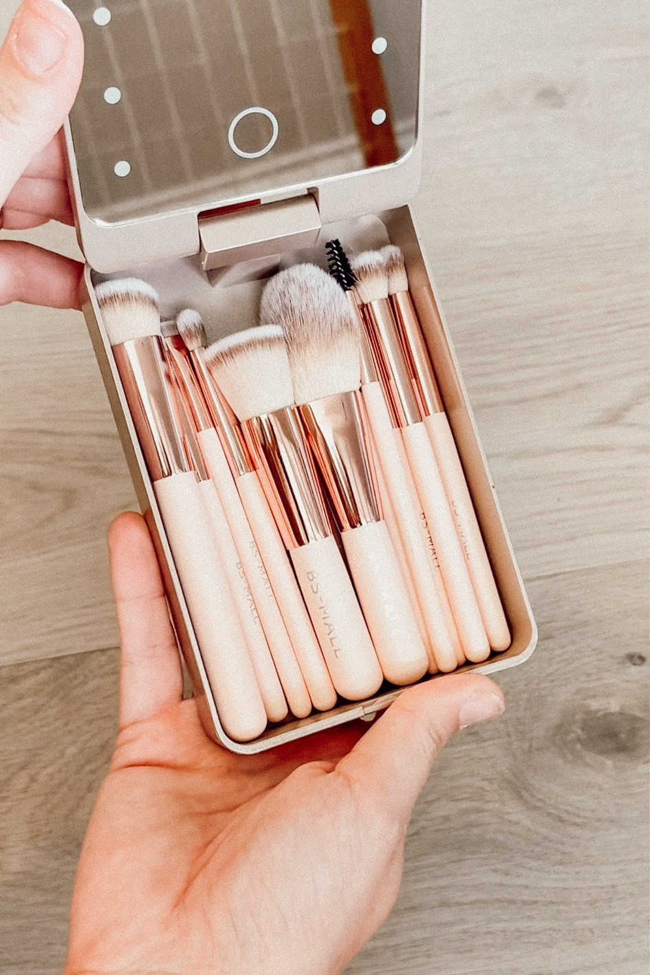 Amazon travel makeup brushes, Amazon travel finds, Amazon mini travel brushes