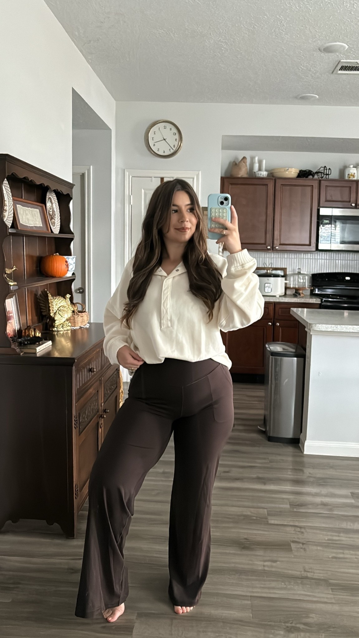 the cutest, cozy lounge from Aerie. wearing size medium in both! 🤎



#LTKSeasonal #LTKFindsUnder100 #LTKActive