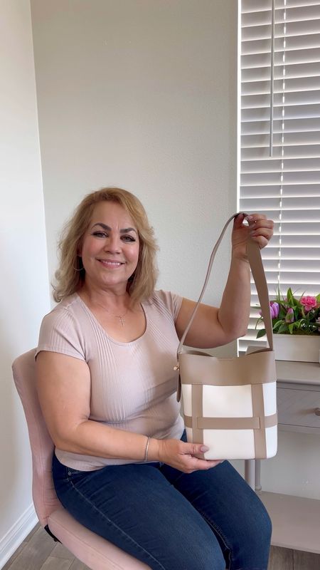 Need a Mother’s Day gift idea? I got you bestie! You can never go wrong with a handbag. I’m linking my favorite from Melie Bianco any mom would love!



#LTKitbag #LTKGiftGuide #LTKVideo