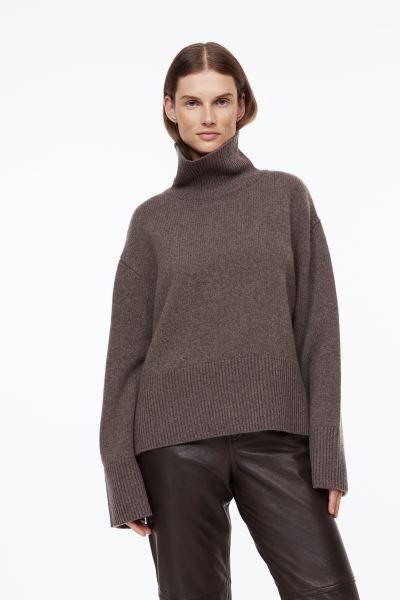 Oversized polo-neck wool-blend jumper | H&M (UK, MY, IN, SG, PH, TW, HK)