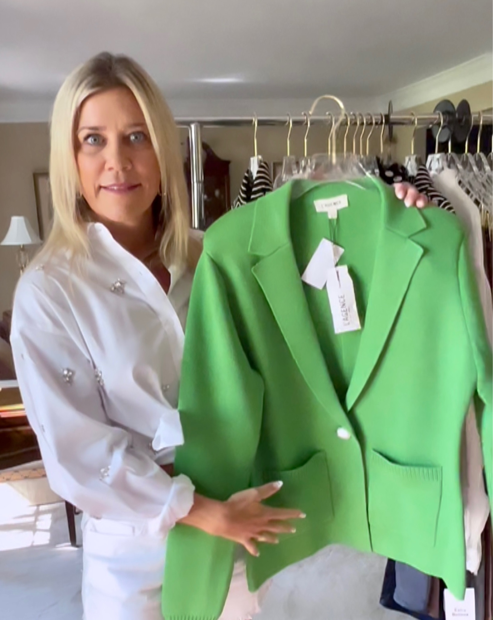 A bold color knot blazer that gives you a cozy polished vibe to wear s fall season.

#LTKSeasonal