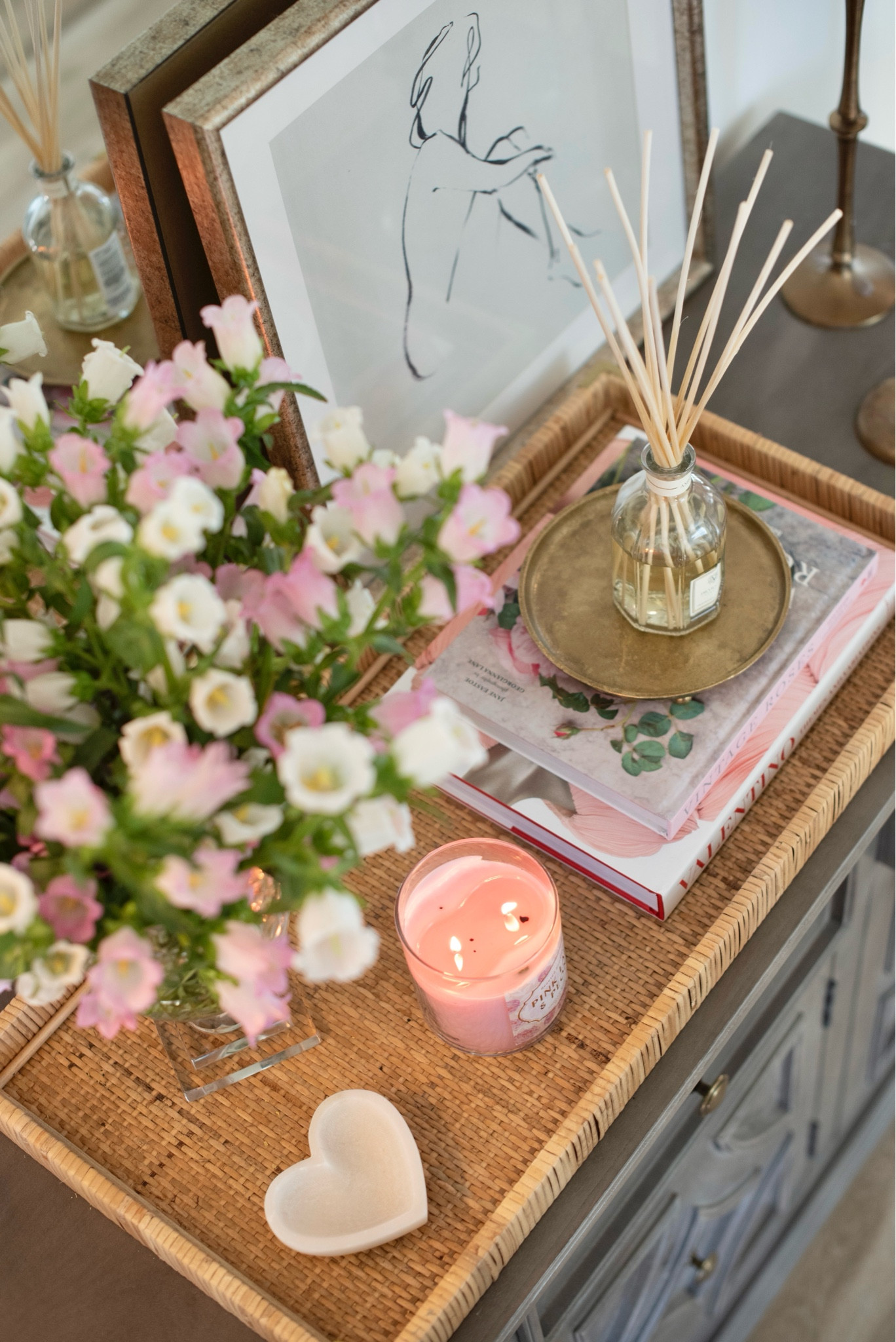 Valentine’s entryway tray styling 💕

#LTKstyletip #LTKhome #LTKSeasonal