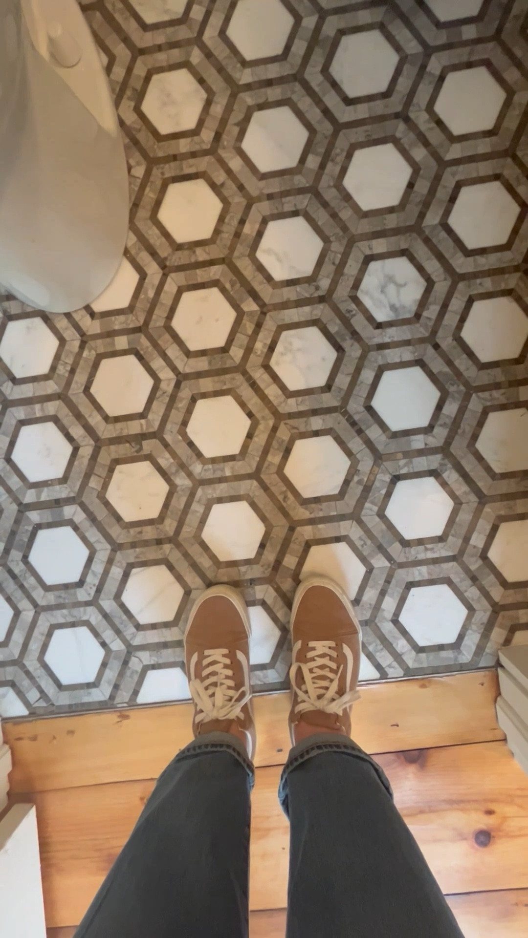 One year later and I’m still obsessed with this powder room makeover. We kept the layout simple but added bold style with a geometric floor tile, open console sink, and one of my favorite moody greens: Benjamin Moore Ashwood Moss on the accent wall.

I’ve linked the exact arched mirror and wall sconces, plus a similar console sink to help you recreate this look in your own home.

#BathroomMakeover #ConsoleSinkBathroom #BenjaminMooreAshwoodMoss

#LTKHome #LTKWatchNow