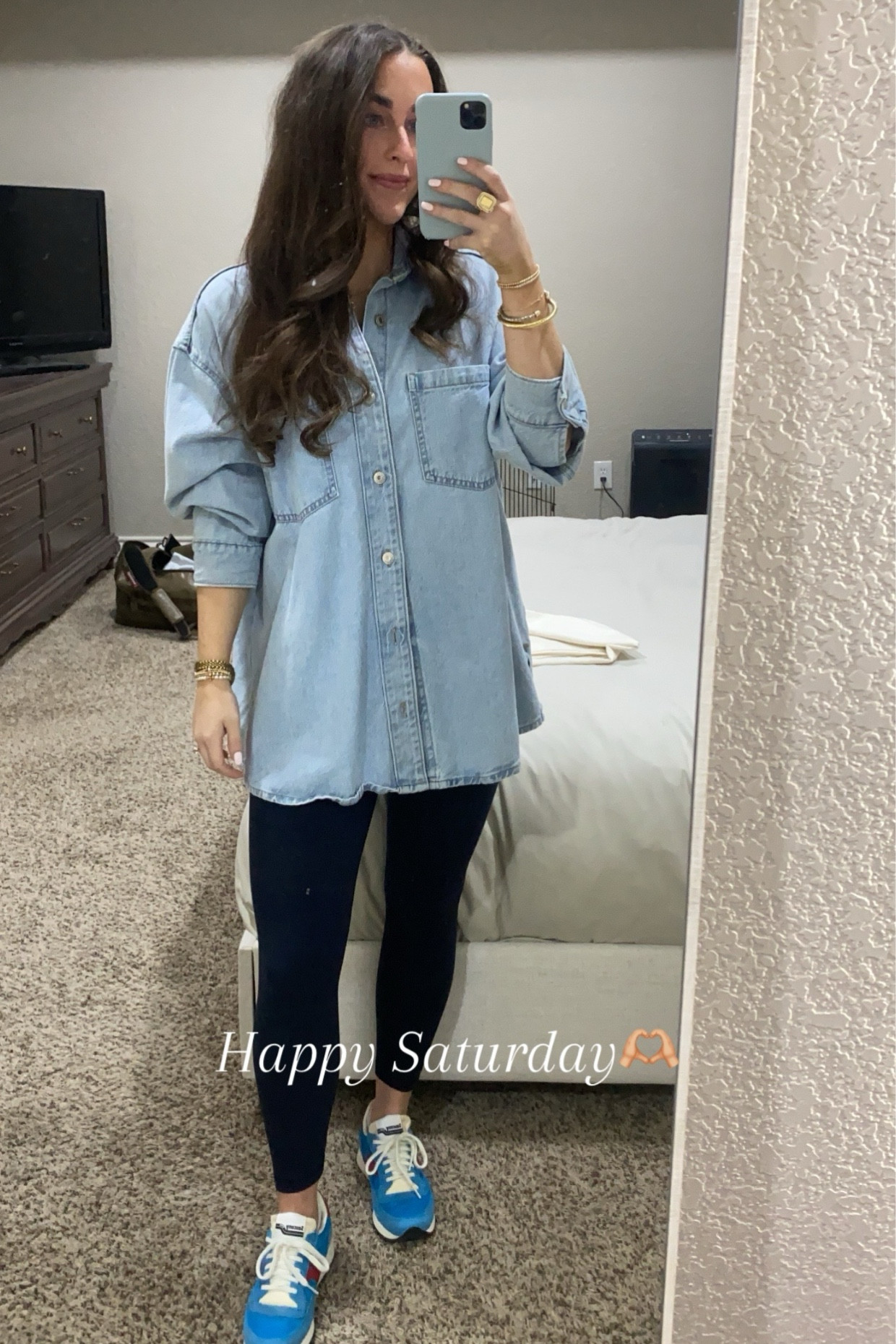 Saturday OOTD for some last minute Christmas shopping!!! Casual outfit / women’s comfy ootd / cute casual outfit for running errands /affordable clothes 

#LTKStyleTip #LTKFindsUnder50 #LTKActive