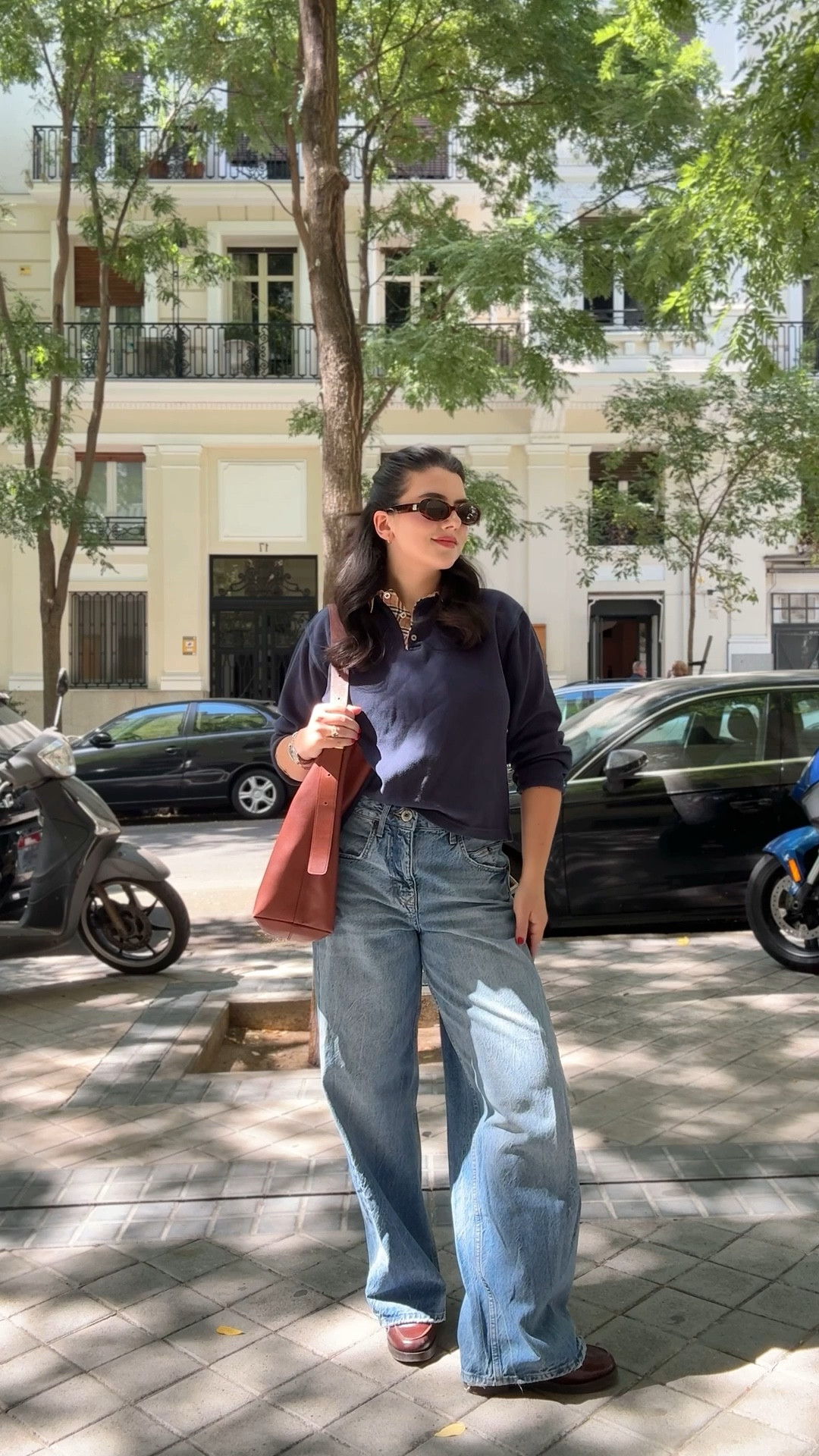 Loving baggy jeans this fall 

#LTKSeasonal #LTKFallSale #LTKFindsUnder50