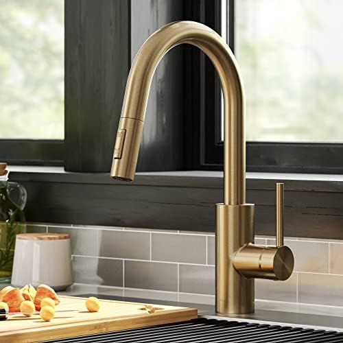 KRAUS Oletto Pull-Down Single Handle Kitchen Faucet with QuickDock Top Mount Installation Assembly i | Amazon (US)