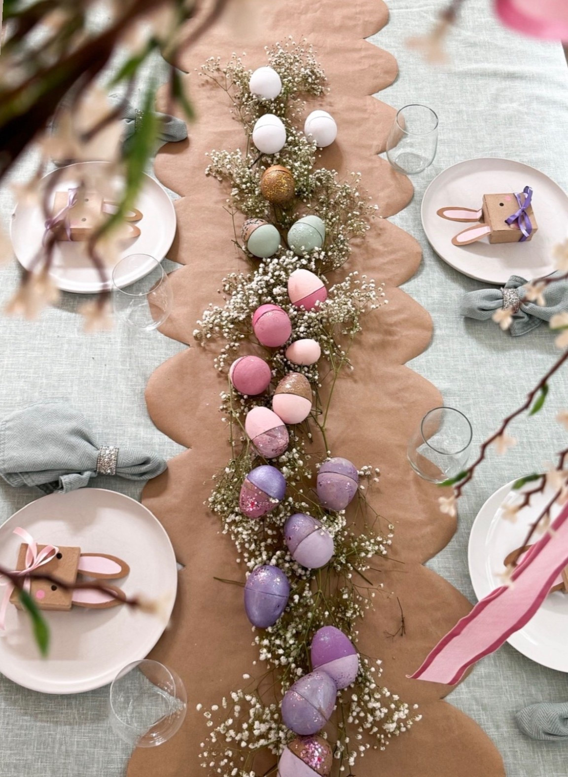 My Fav Easter Table Hack - and it’s recyclable 🥚✨🙌🏼🤸🏻‍♀️by Steph @mama.jots