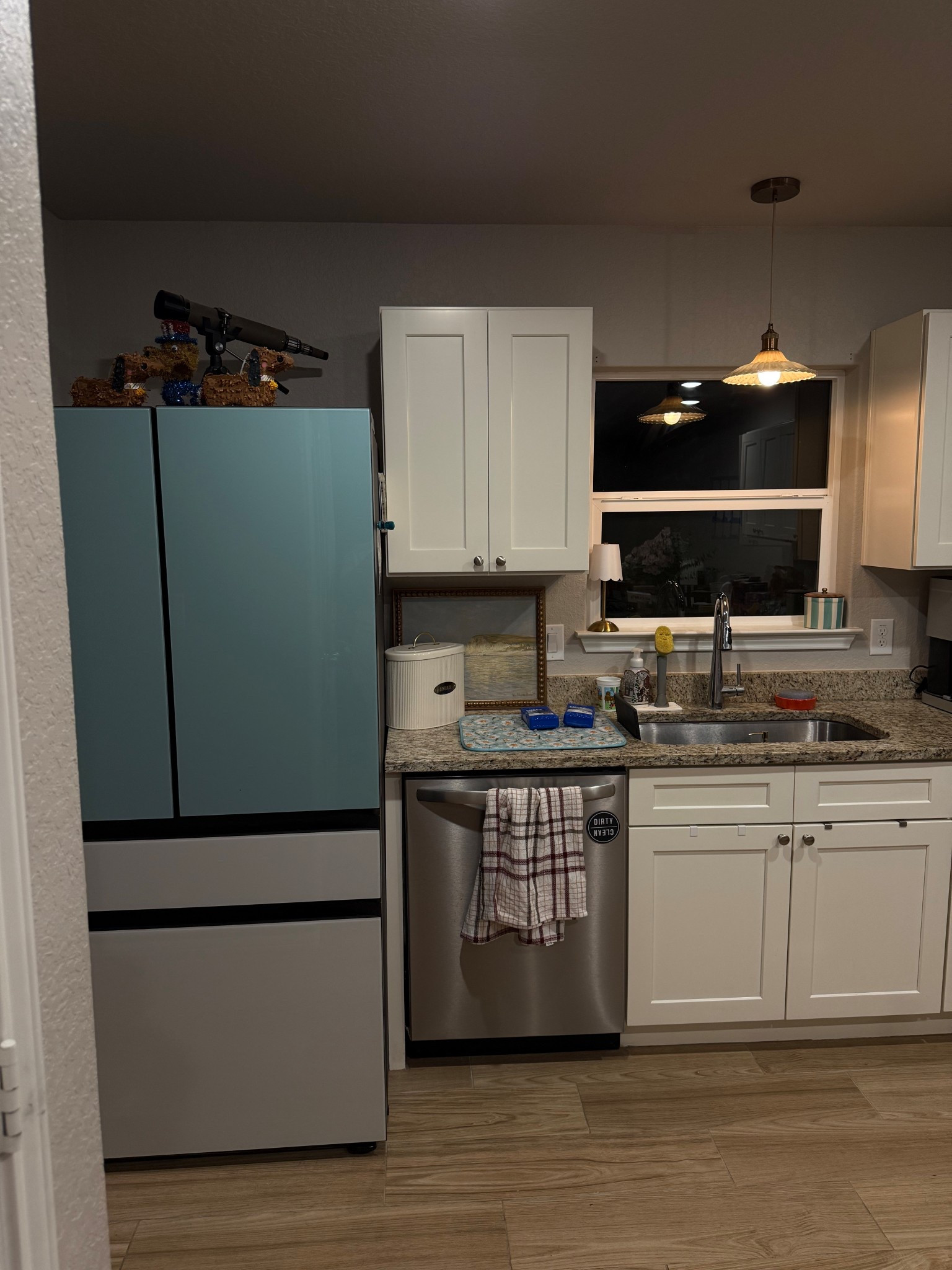 Finally had my bf install the light over our sink! It’s under $40 right now!

#LTKSaleAlert #LTKdayinmylife #LTKFindsUnder50