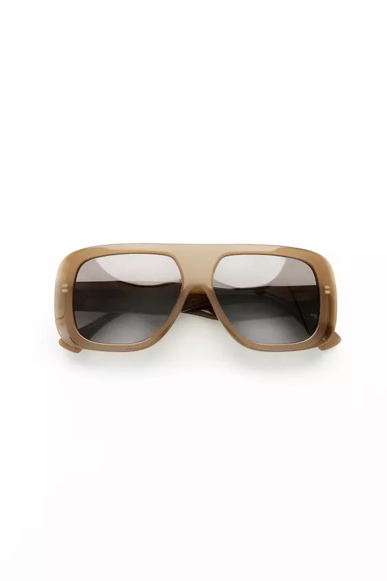 Shield sunglasses with a resin frame. Case included.100% UV PROTECTION. CATEGORY 2.Brown / Taupe ... | Zara UK