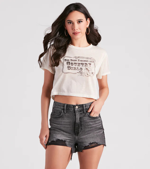 The Best Kissers Are Country Girls Graphic Tee | Windsor Stores