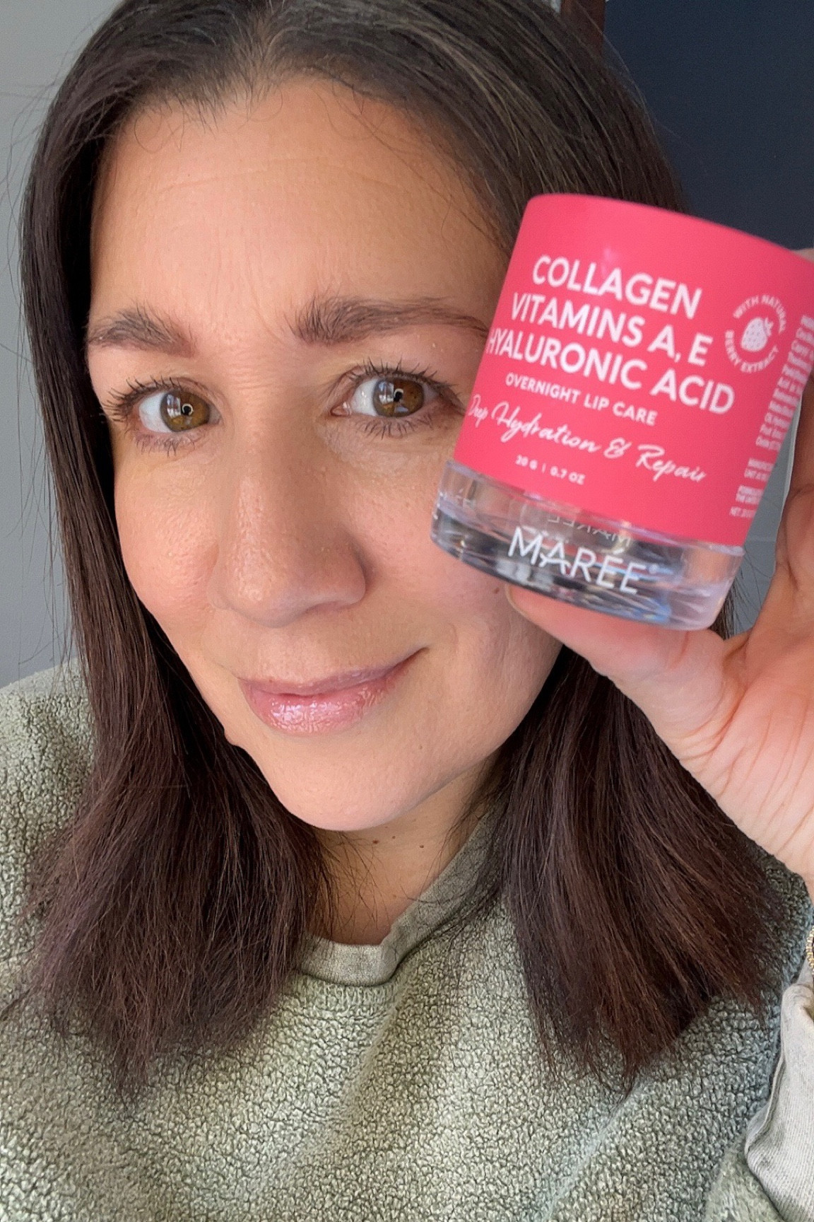 My new fave lip mask/lip gloss! This stuff isn’t only for overnight. The perfect gloss for daytime  

#LTKbeauty #LTKfindsunder50