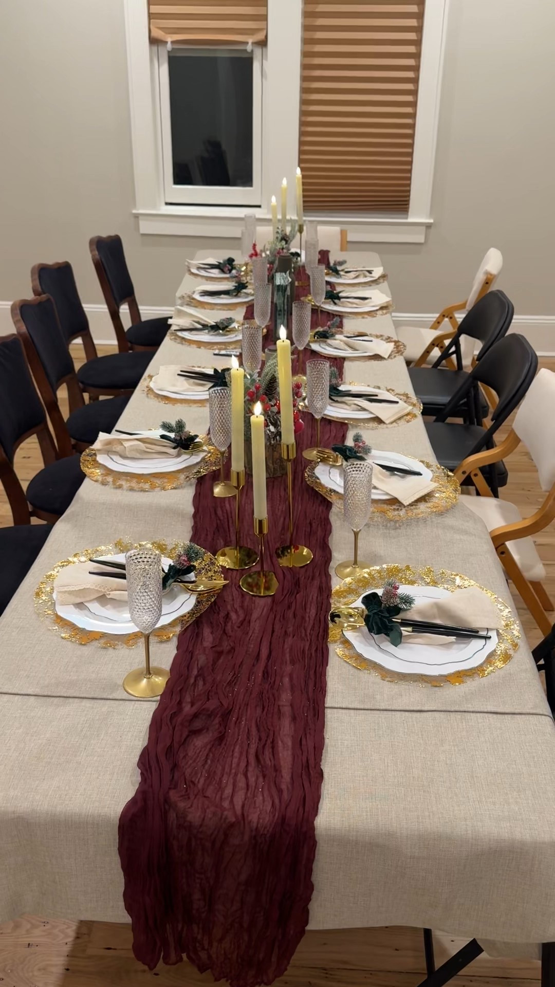 My entire holiday tablescape brought to you by Amazon!

#LTKHoliday #LTKSeasonal #LTKHome