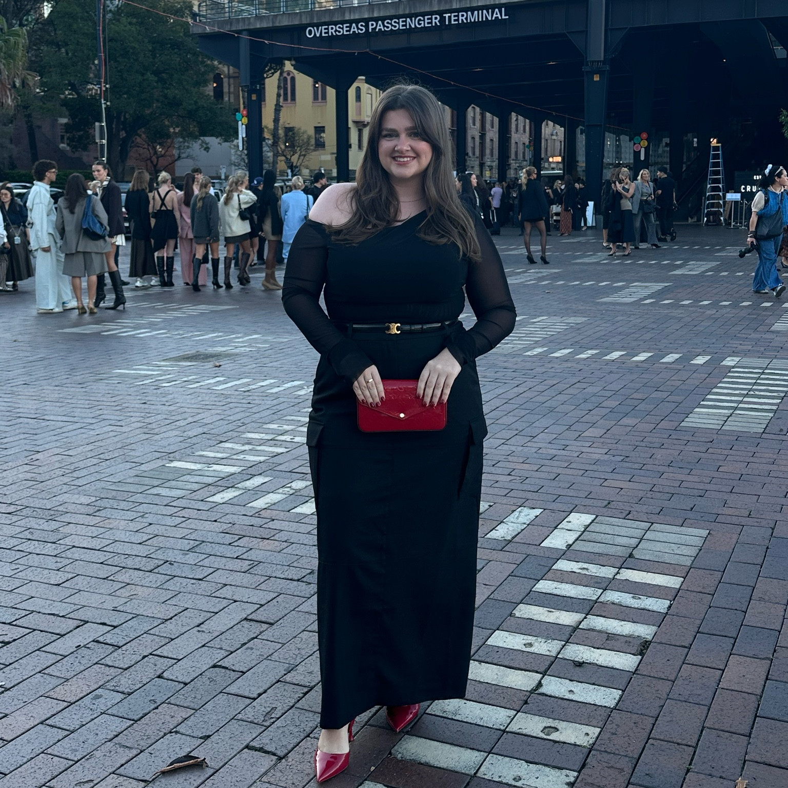 fashion week 🖤❤️