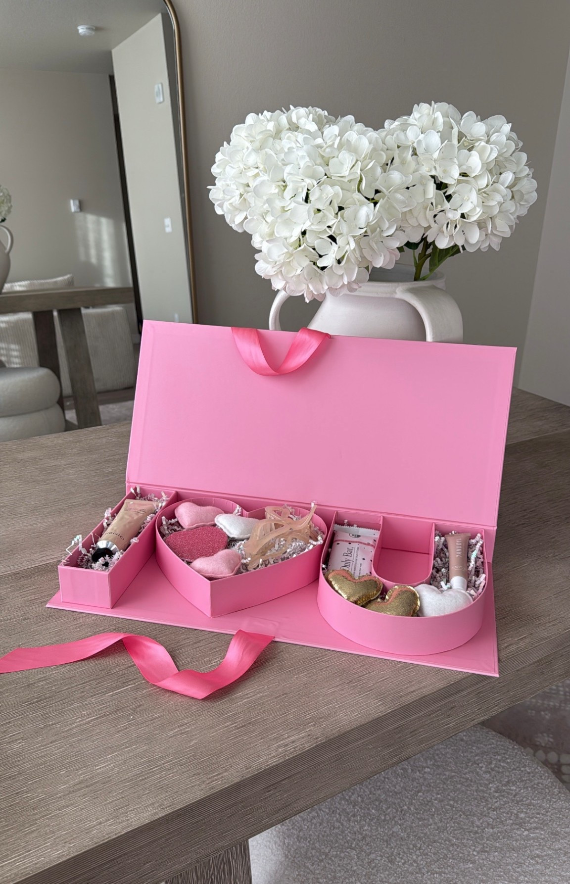 Valentine’s Day gift idea.  Gift idea for mom.  Gift idea for her.  Gift idea for teens.  Gift idea for daughters. #valentinesday #giftbox 

#LTKGiftGuide #LTKFindsUnder50 #LTKWatchNow