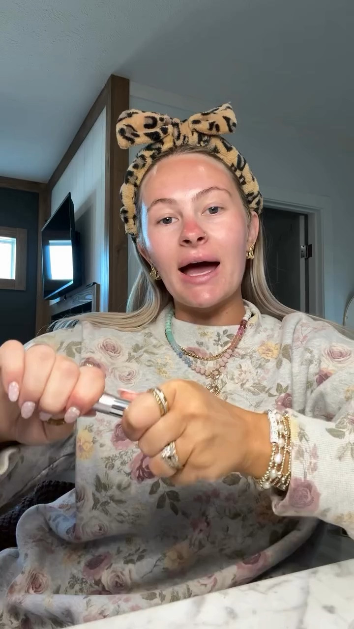 BURRY ME IN MY LASHES!! Tried a new lash cluster set and I love them, so here’s an updated lash tutorial 💋💄#diylashextensions #lashclusters #diylashes

#LTKBeauty #LTKgrwm