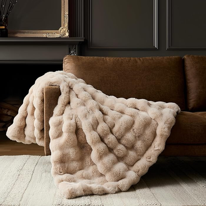 WDCOZY Luxury Bubble Throw Blanket, Faux Fur Mink Plush Throw for Couch, Sofa and Bed, Soft Fluff... | Amazon (US)