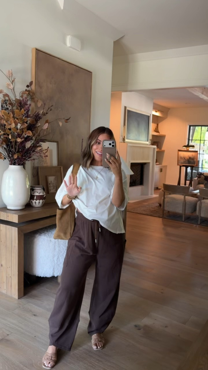 Wearing small in white ribbed top + small in chocolate brown barrel pants- probably more ideal to wear postpartum // if you’re not expecting since they sit more high rise. But super soft, comfy, & love them so much!

Fall outfits || Amazon haul || Amazon fashion || bump friendly outfits || women’s fall style

#LTKBump #LTKSeasonal #LTKootd
