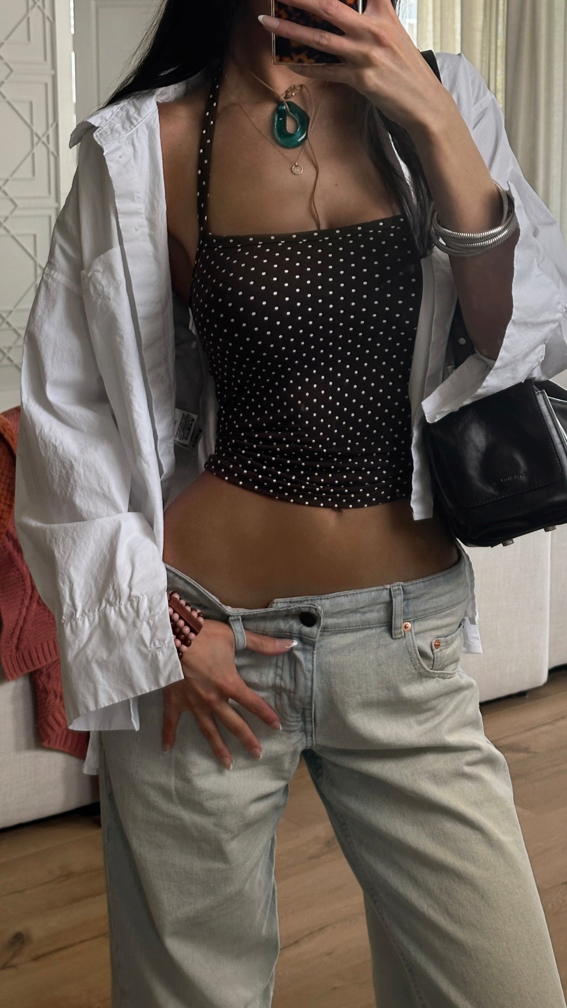 movie theater outfit 🍿 #buttondown #baggyjeans #casualoutfit #polkadots

#LTKFindsUnder50