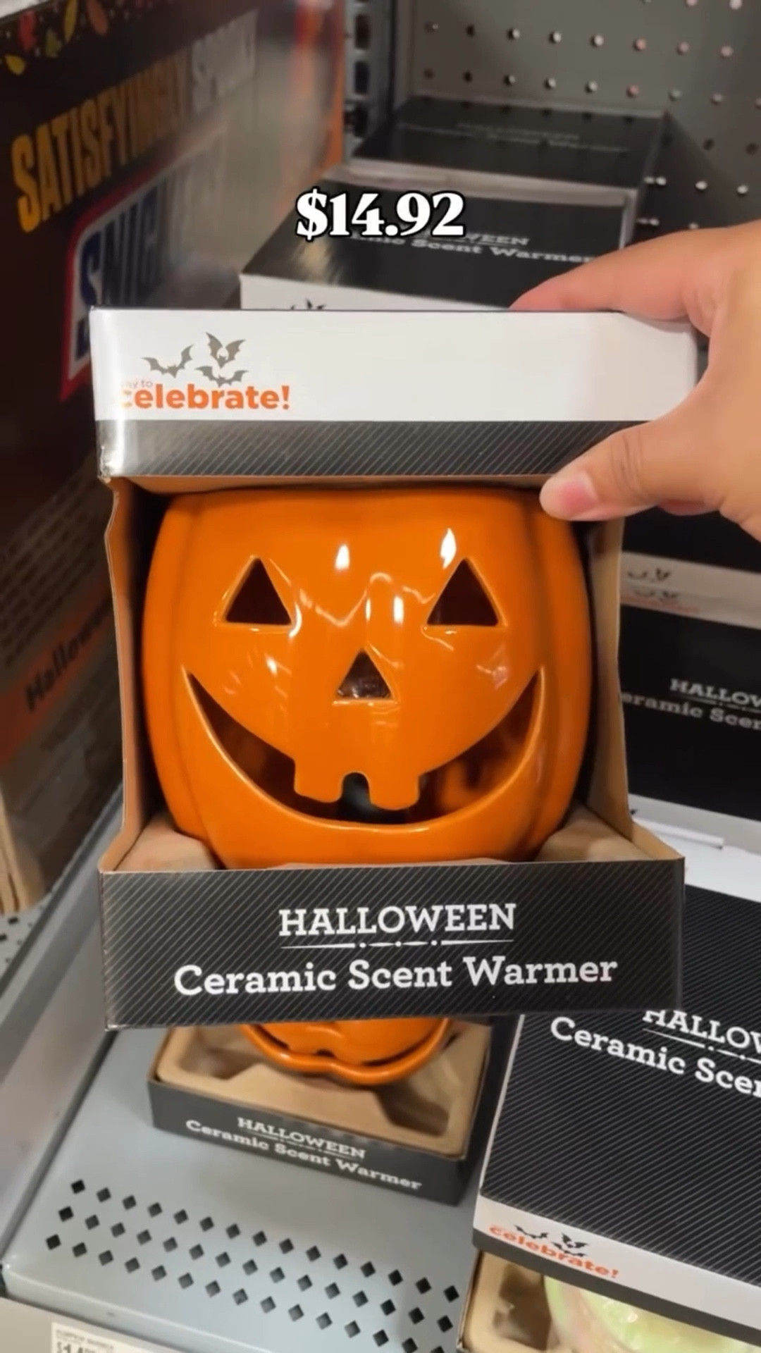 Make your home smell good with these halloween scent warmers 

#LTKHome #LTKSeasonal