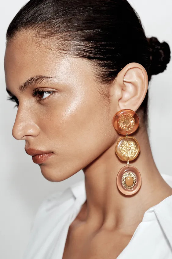 RESIN FLOWER STONE EARRINGS | Zara US