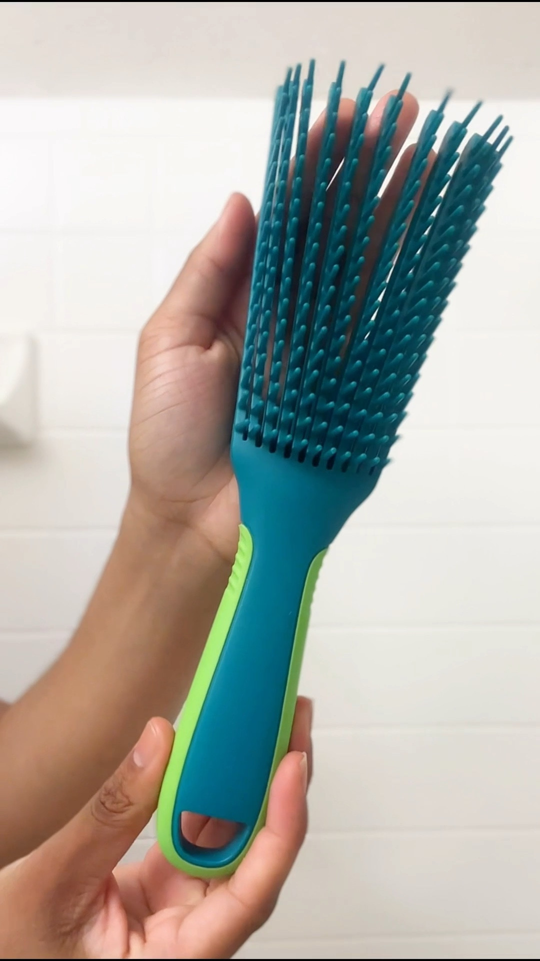 My JUMBO Glide & Define Detangling Brush has been working miracles in my wash day process 🎀 

#LTKFindsUnder50 #LTKStyleTip #LTKBeauty