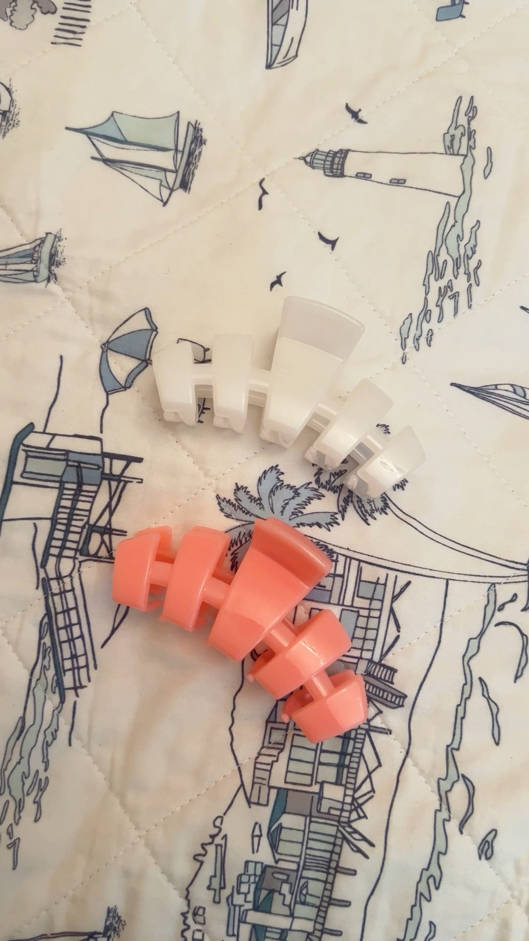 Best claw clips!!! They don’t break and are so comfy! Their under $15! I wear a size Large (thick + long hair)

#LTKunder50 #LTKFind #LTKGiftGuide