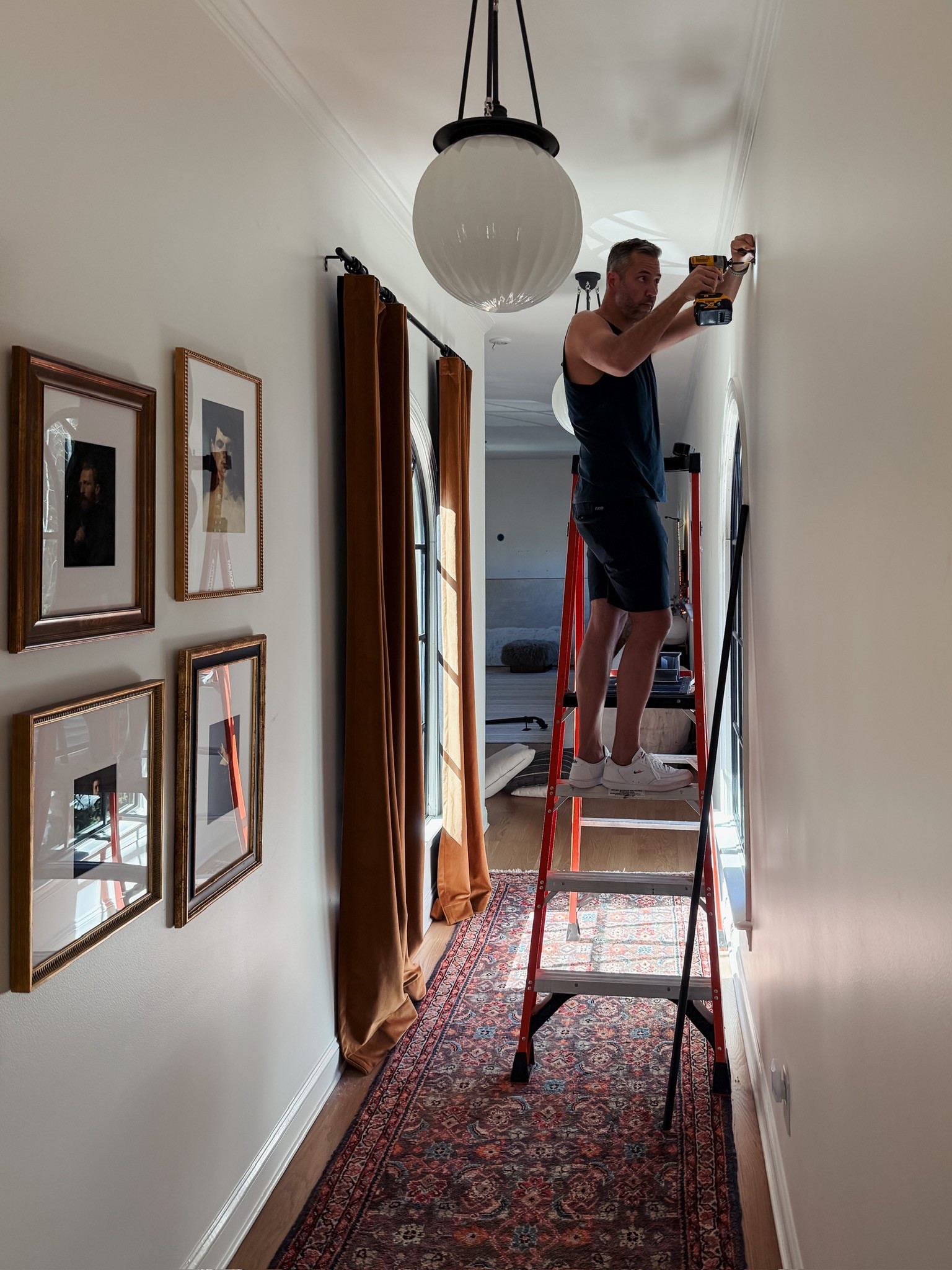 All in a day's work! I made sure to tag some our of decor staples in the hall ✨ 

 

#LTKSpringSale #LTKHome #LTKFindsUnder100