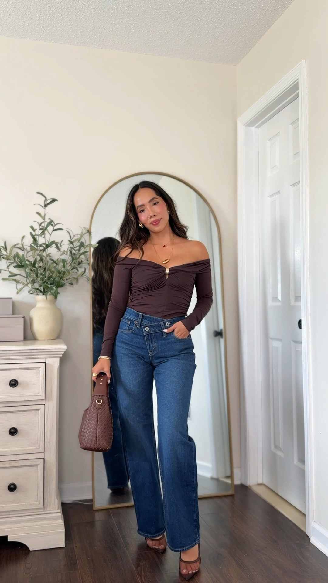 Cute top & jeans outfit inspo! Wearing size XS top , 24 short jeans 

#LTKStyleTip #LTKSeasonal #LTKPetite