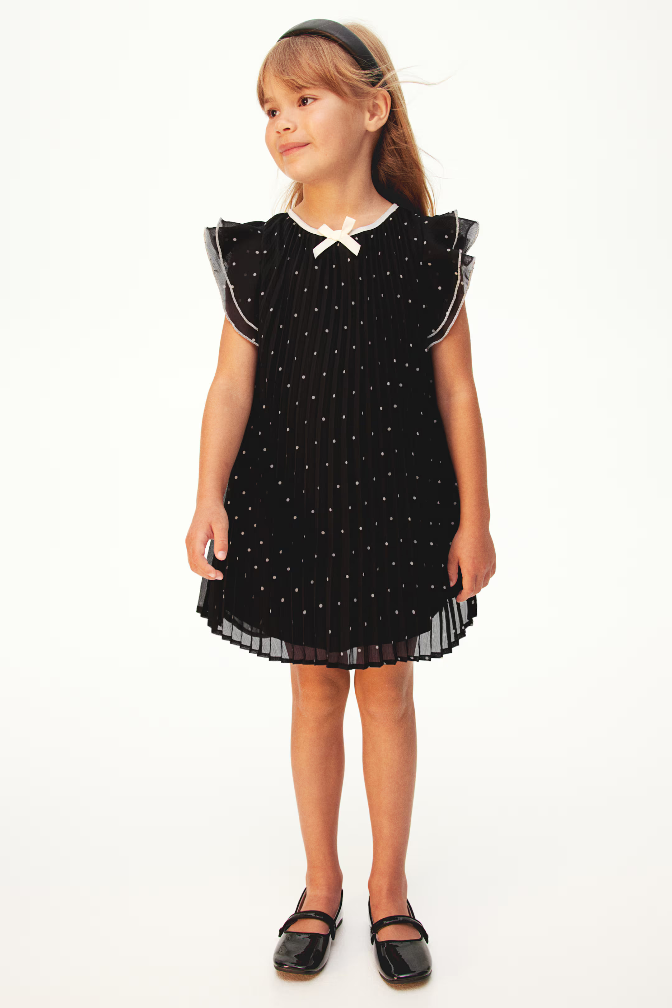 Pleated A-line Dress - Short sleeve - Knee-length - Black/dotted - Kids | H&M US | H&M (US + CA)