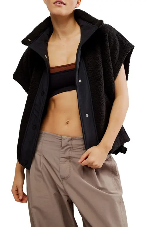 Free People FP Movement Scout It Out Fleece Vest in Black at Nordstrom, Size Small | Nordstrom
