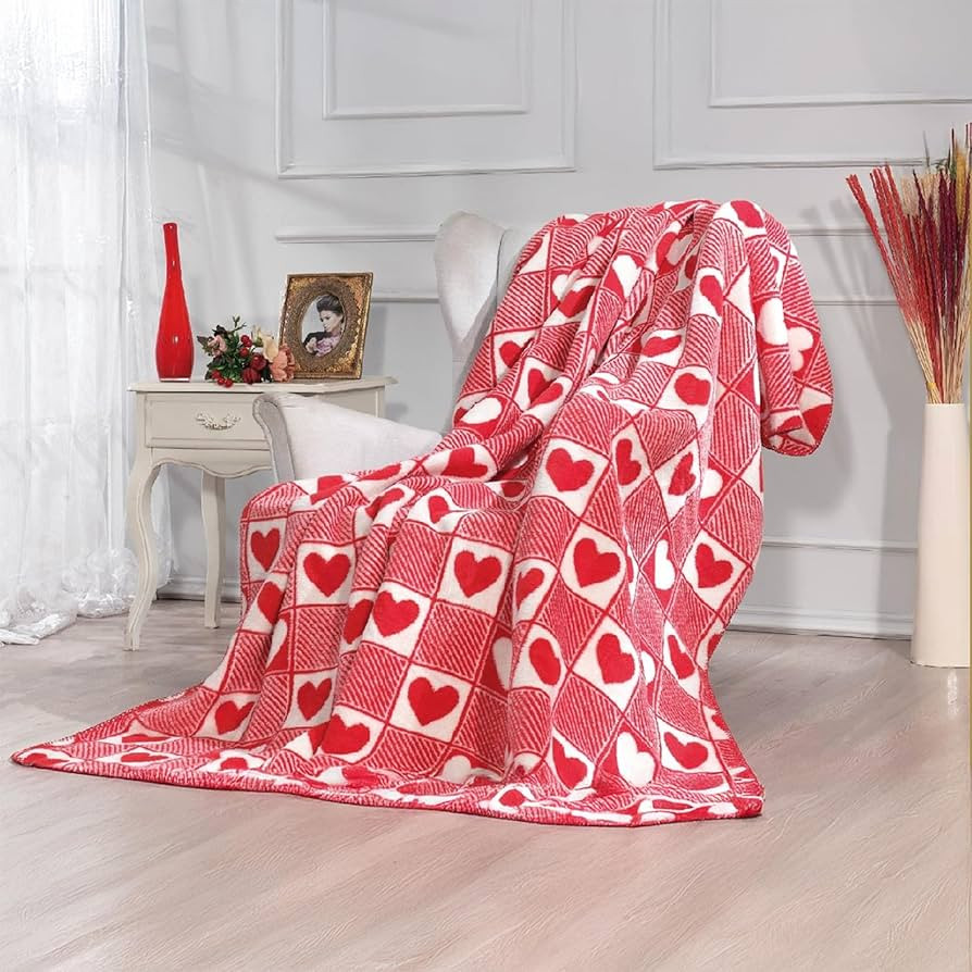 Kuscheldecke Herz Rot/Weiß 160x200 cm - Weiche Wohndecke mit Herzmuster - Flauschige Sofadecke, ... | Amazon (DE)