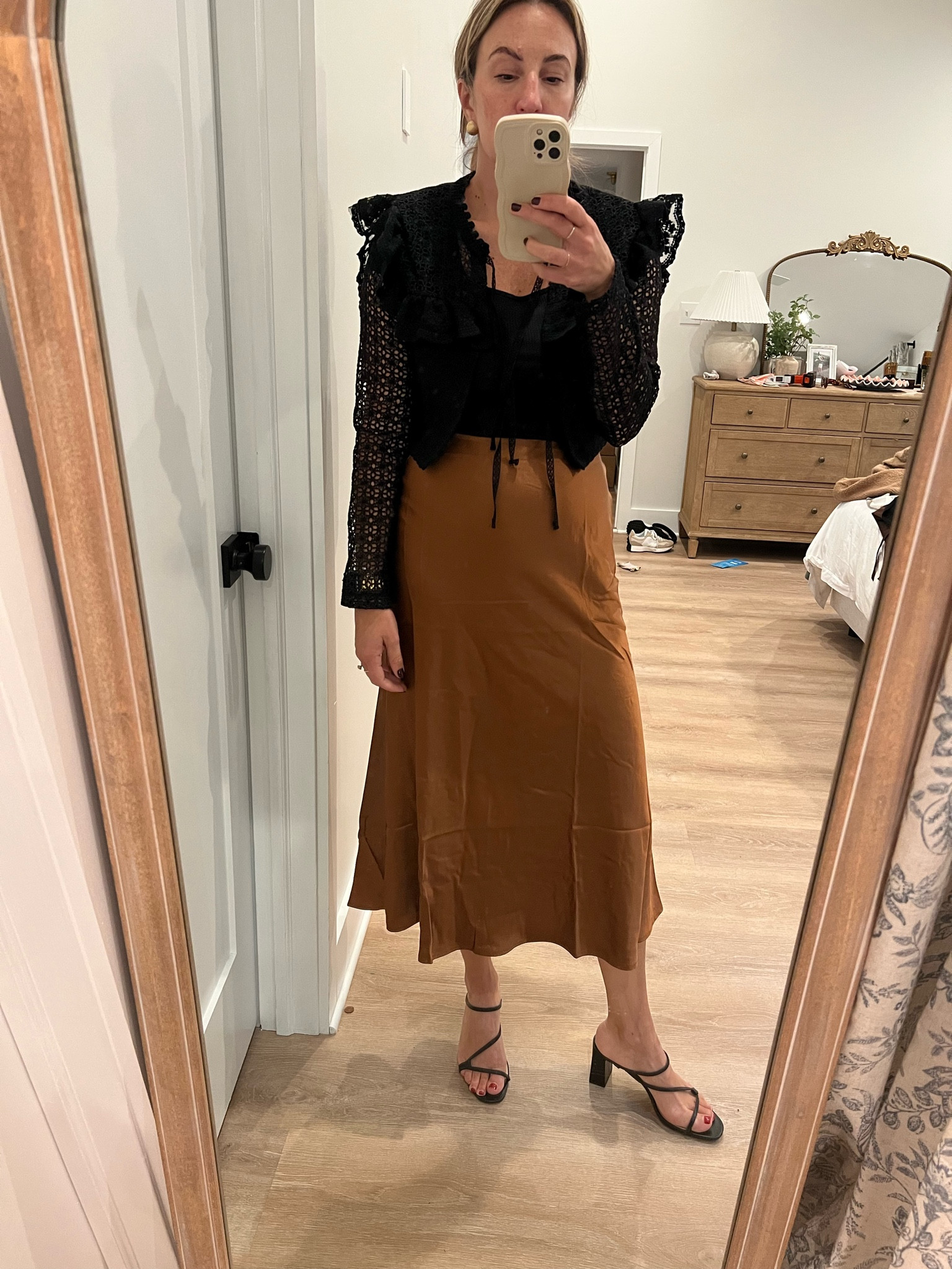 The best fall skirt !!