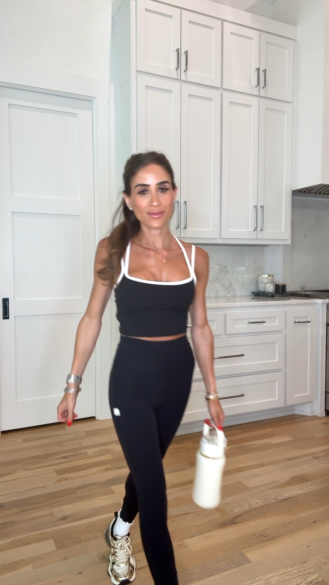 Layered black and white tank size xs black leggings size xxs 

#LTKActive #LTKfitnessgoals