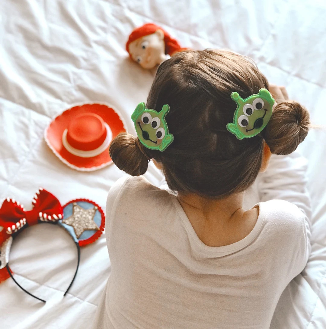 Toy Story Alien Felt Hair Clip, Pigtail Bows, Giddyupandgrow - Etsy | Etsy (US)