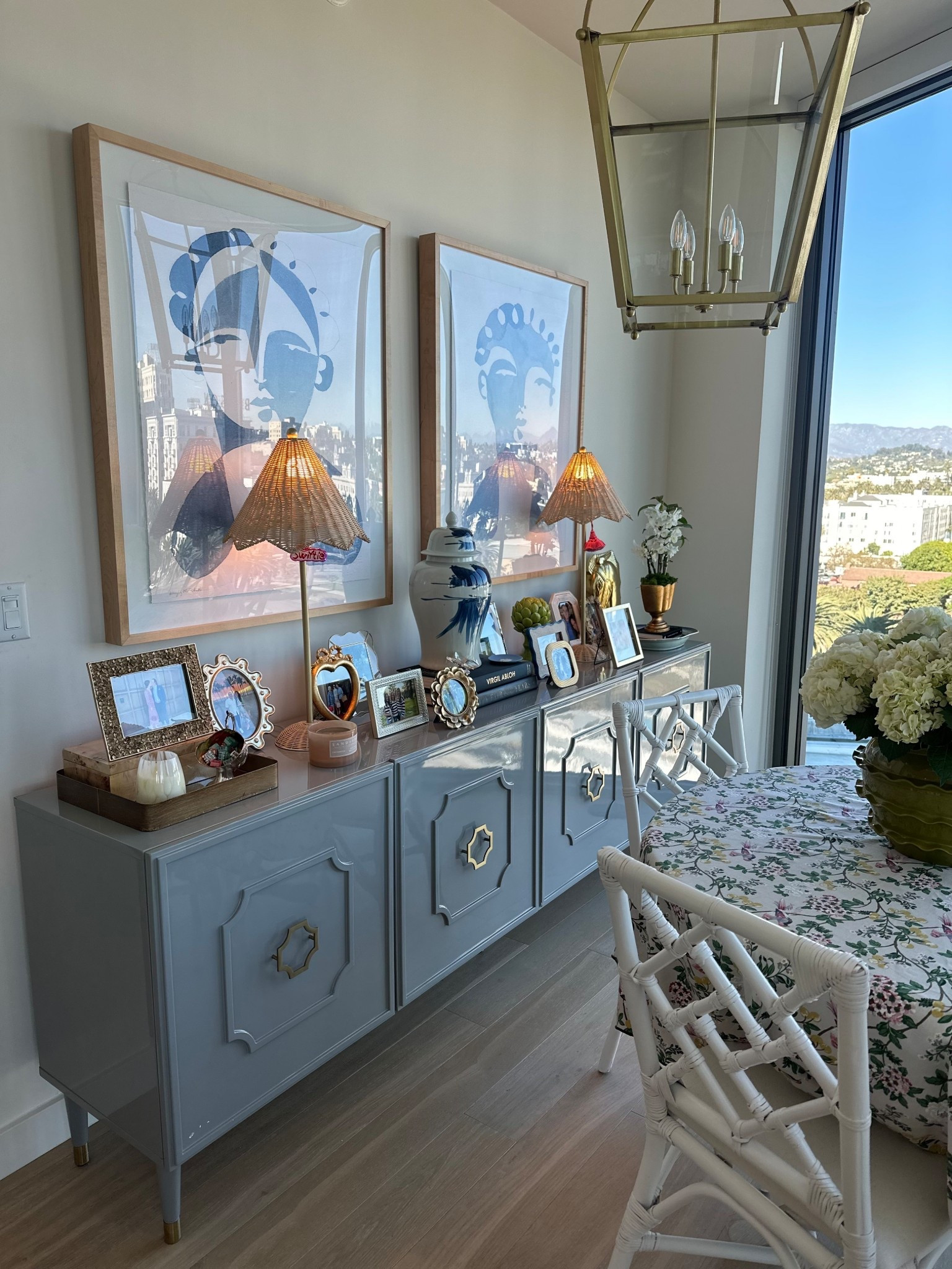 Sooo many questions recently about my Hayley Mitchell art! I got the biggest version and in the natural white washed frame🤍