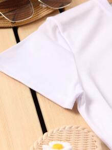 Heart Print Tee SKU: sw2208315322565111(1000+ Reviews)$5.99$5.69Join for an Exclusive 5% OFFAddTh... | SHEIN