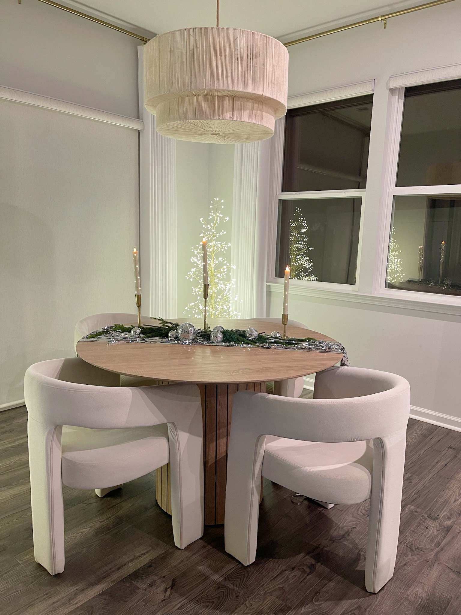 New Year’s Eve dining room decor 

#LTKHoliday #LTKHome #LTKSeasonal