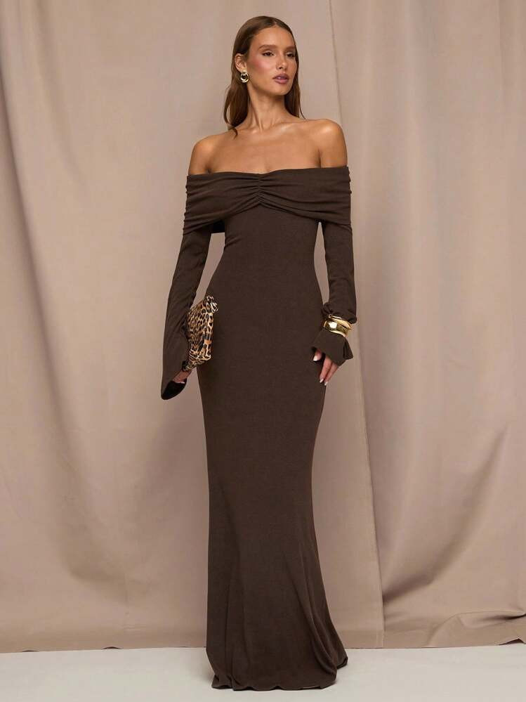 SHEIN BAE Women's Autumn Cashmere Knitted Elegant Solid Color Off-The-Shoulder Slim Maxi Dress,Brunch Outfits For Women,Festival Outfits For Women,Old Money Style Women,Sexy Dress,Halloween Clothes ,Date Night Outfits Women, Going Out Outfit,Night Out Outfit, Wedding Guest Dress Women ,Brown Dress Women,Prom Dress,Valentine's Day,Valentine Outfits For Women | SHEIN