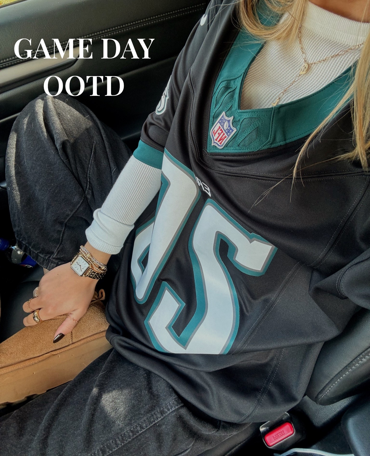 game day #ootd 🪽🫧🤍

#LTKHoliday #LTKStyleTip #LTKSeasonal