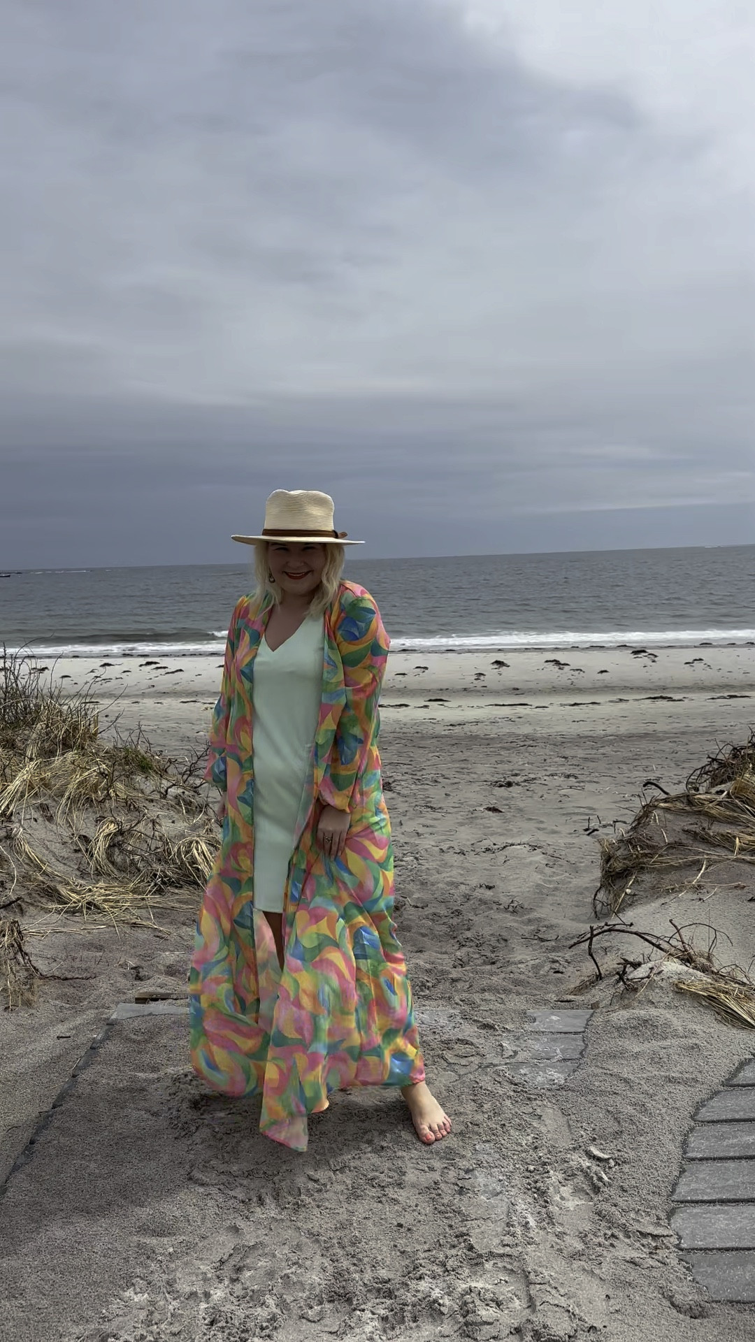 The perfect swim terry cover-up from Pink Lily. Throw it over a swimsuit when going to the beach or after a swim. But it also doubles as a great casual dress to rock when grabbing coffee or running errands. Love the lime green color and the best part? It has pockets!

#LTKFindsUnder50 #LTKSwim #LTKSeasonal