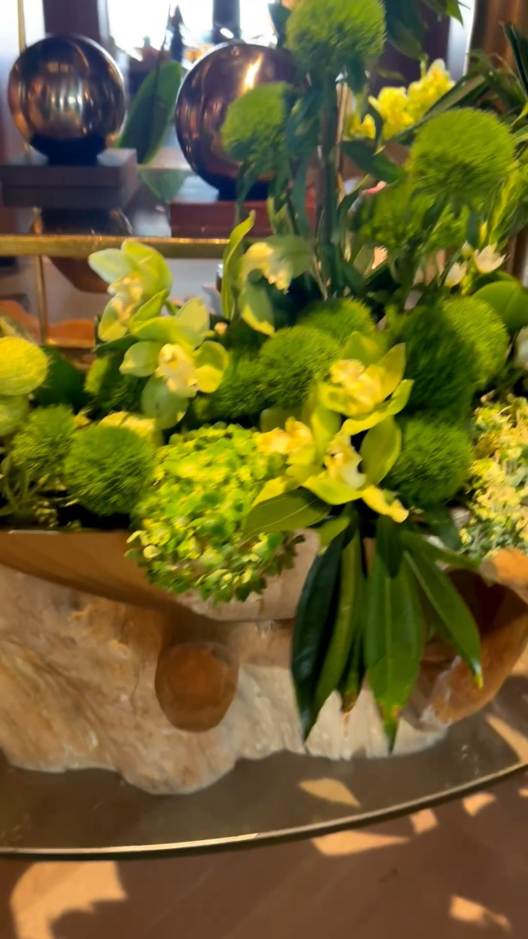 A beautiful greenery and floral arrangement at the entrance instantly elevates the space. The layered green tones, sculptural blooms, and organic textures create such a warm, inviting welcome—the kind of thoughtful detail that makes you feel good the moment you arrive.

#FlowerArrangement #Greenery #FloralDesign #GreeneryArrangement #EntrywayDecor #EntranceDecor #InteriorStyling #OrganicDecor #BiophilicDesign #WelcomingEntrance

#LTKdayinmylife #LTKHome