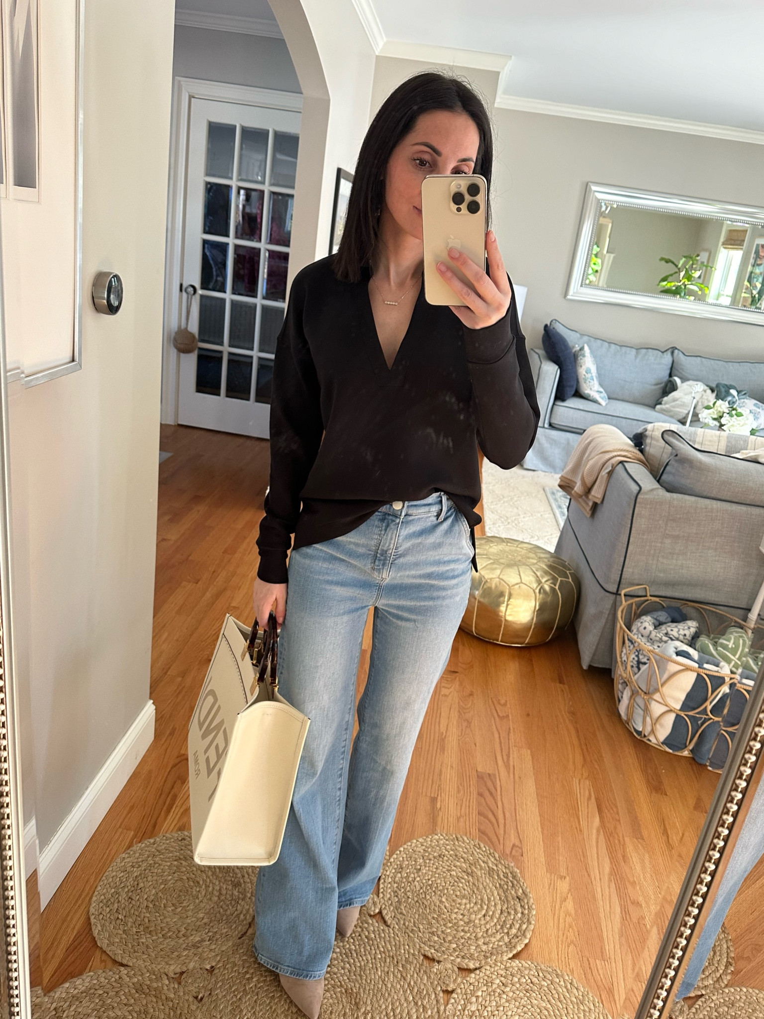 Code: cocoxspanx for the top
Wearing xs
Jeans/ size down one size 


#LTKfindsunder100 #LTKshoecrush #LTKworkwear