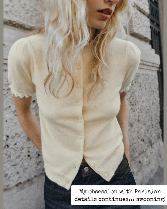 This top is so chic, and perfect for fall! 

 #LTKmomlife #LTKSeasonal #LTKOver40