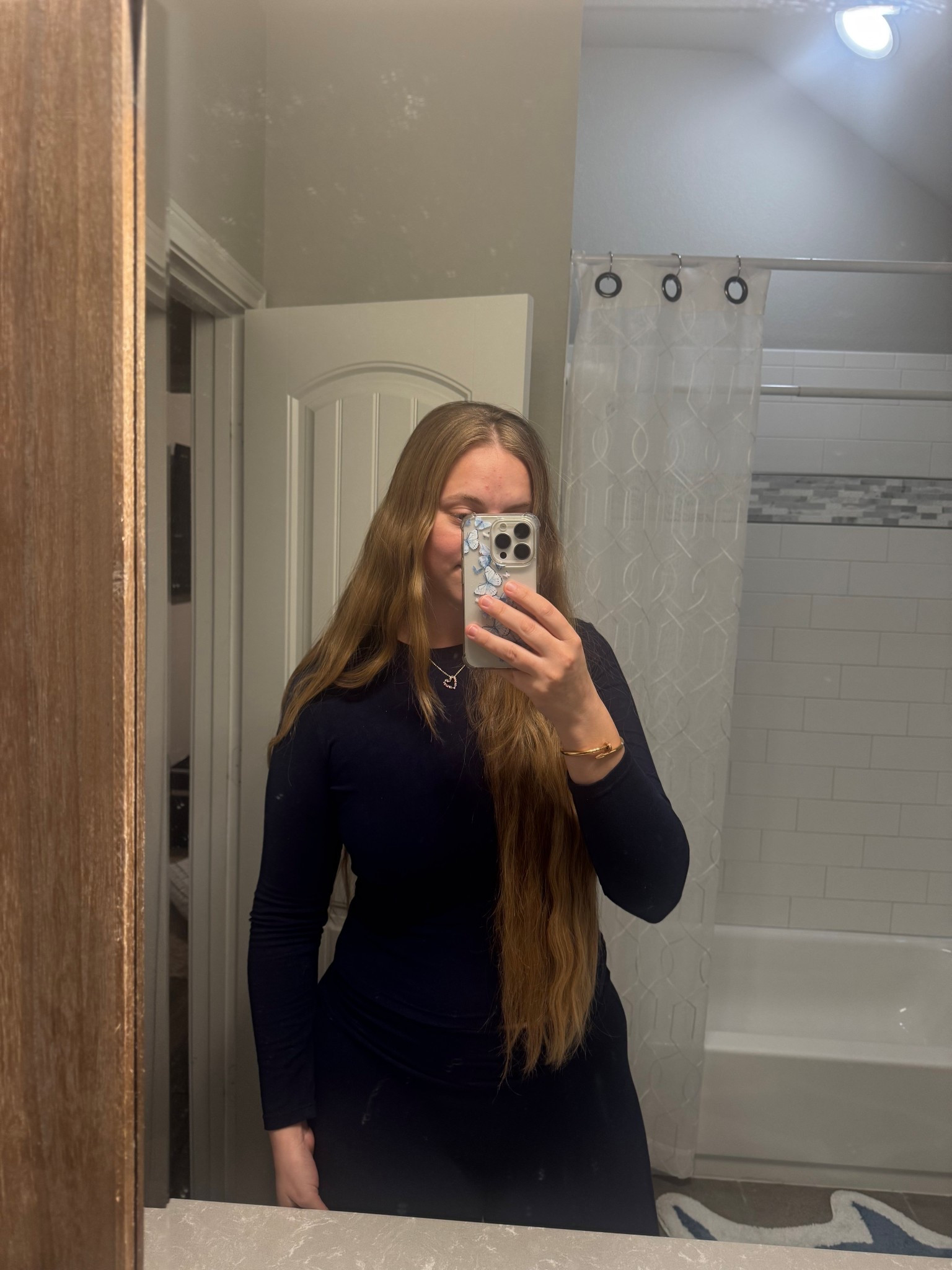 Amazon set for $18! Loving how stretchy and soft it is 