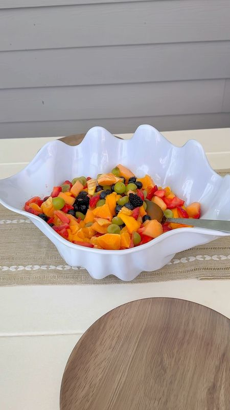 Shell Bowl - perfect for summer snacks, fruit, champagne bucket, parties and tablescapes! 


#LTKHome #LTKVideo #LTKParties